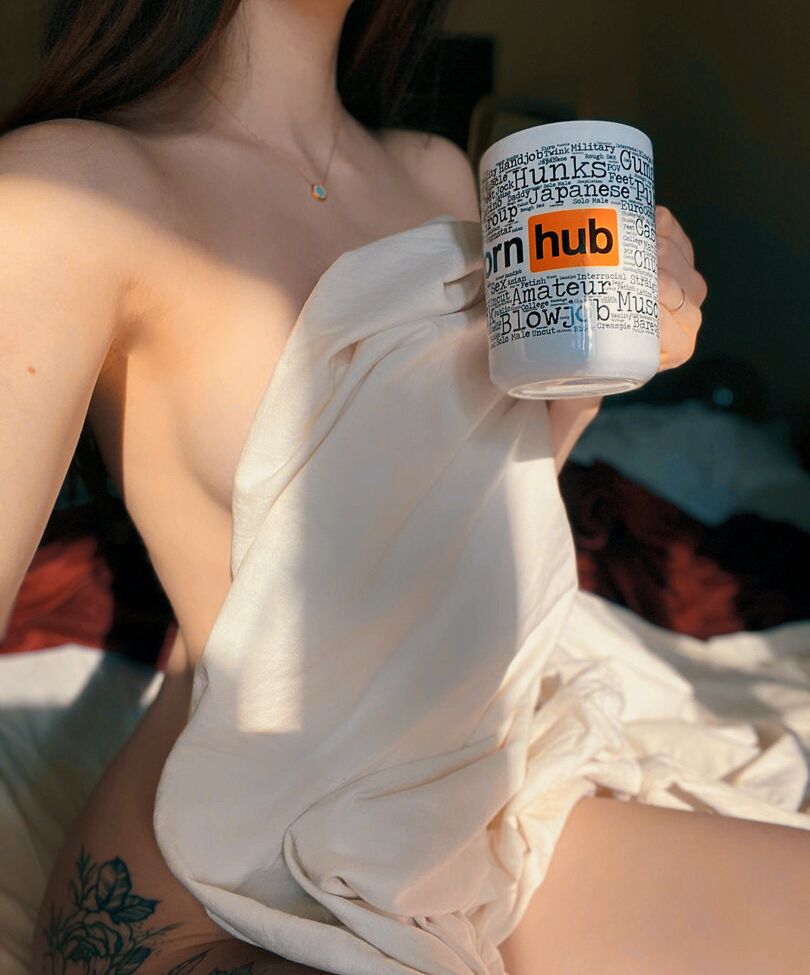 Little Rieslin desnuda #107999010