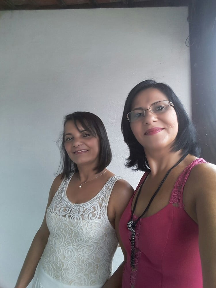 Coroa gostosa #90304590