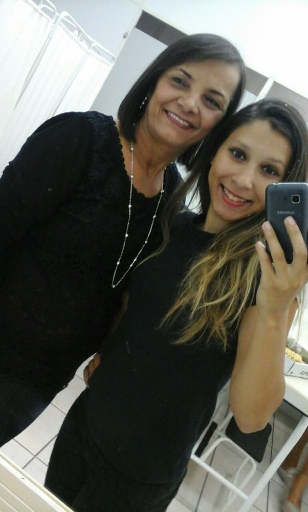 Coroa gostosa #90304595
