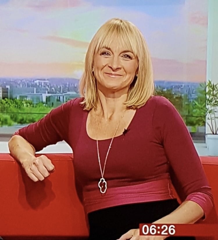 Stroking Nice And Hard For MILF Louise Minchin mmm Fuck #92320881
