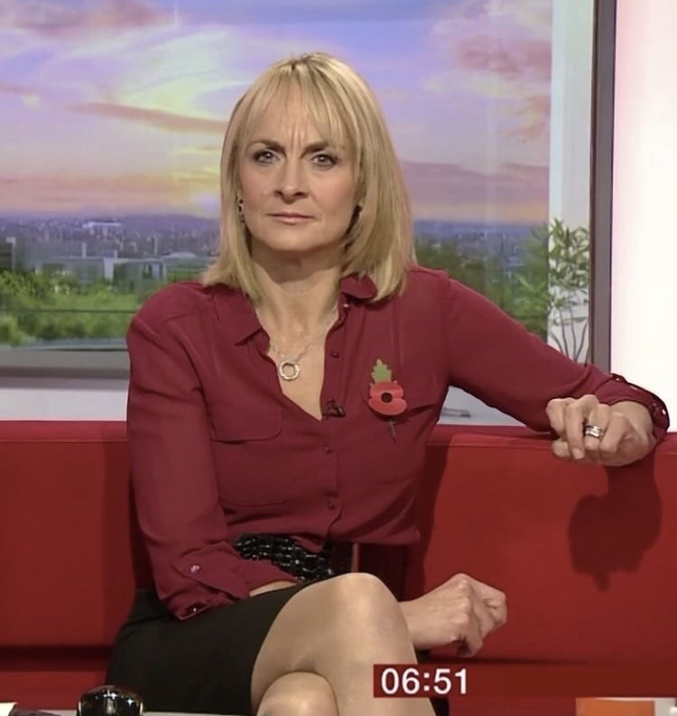 Stroking Nice And Hard For MILF Louise Minchin mmm Fuck #92320902