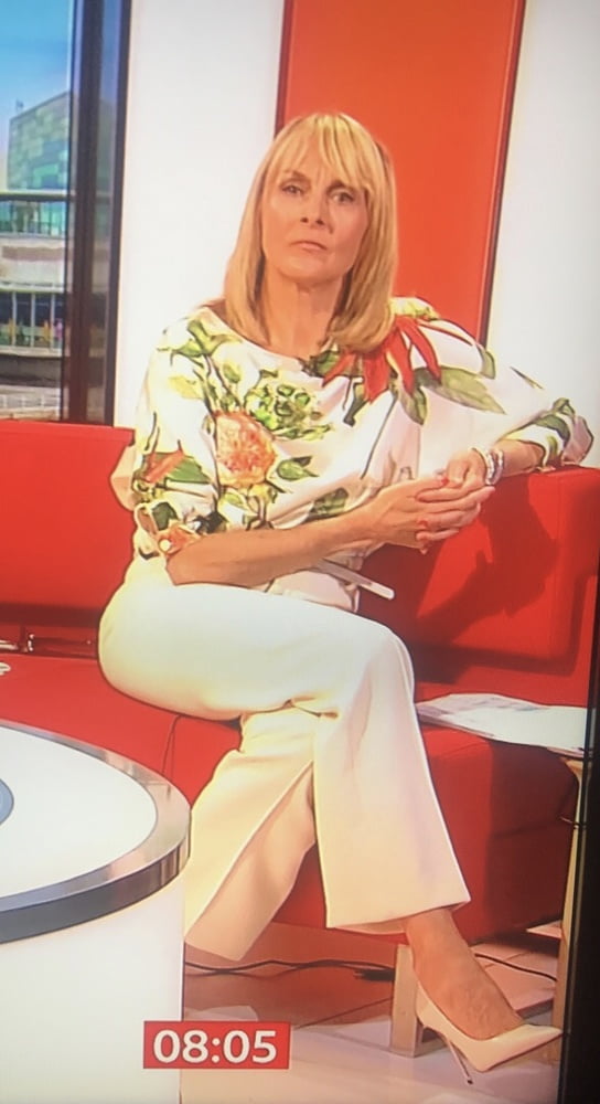 Stroking Nice And Hard For MILF Louise Minchin mmm Fuck #92321057