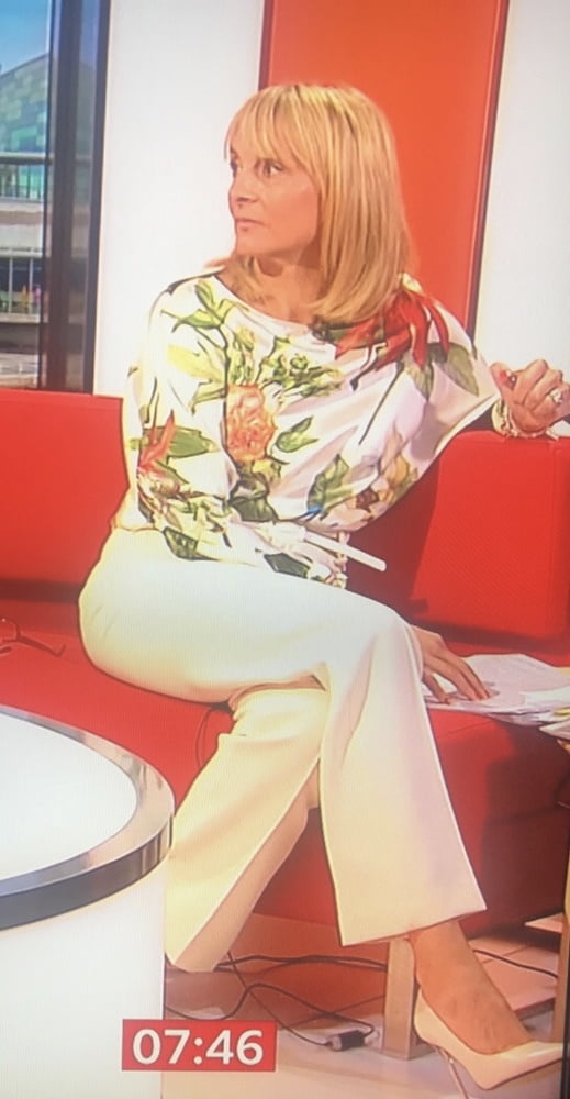 Stroking Nice And Hard For MILF Louise Minchin mmm Fuck #92321069