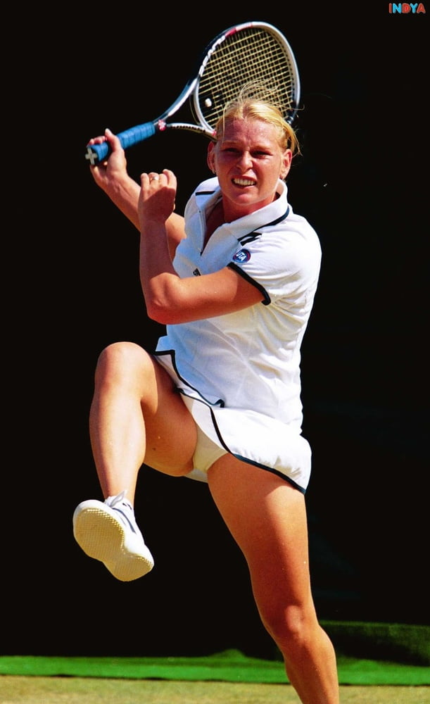 voyeur tennis sporting photos