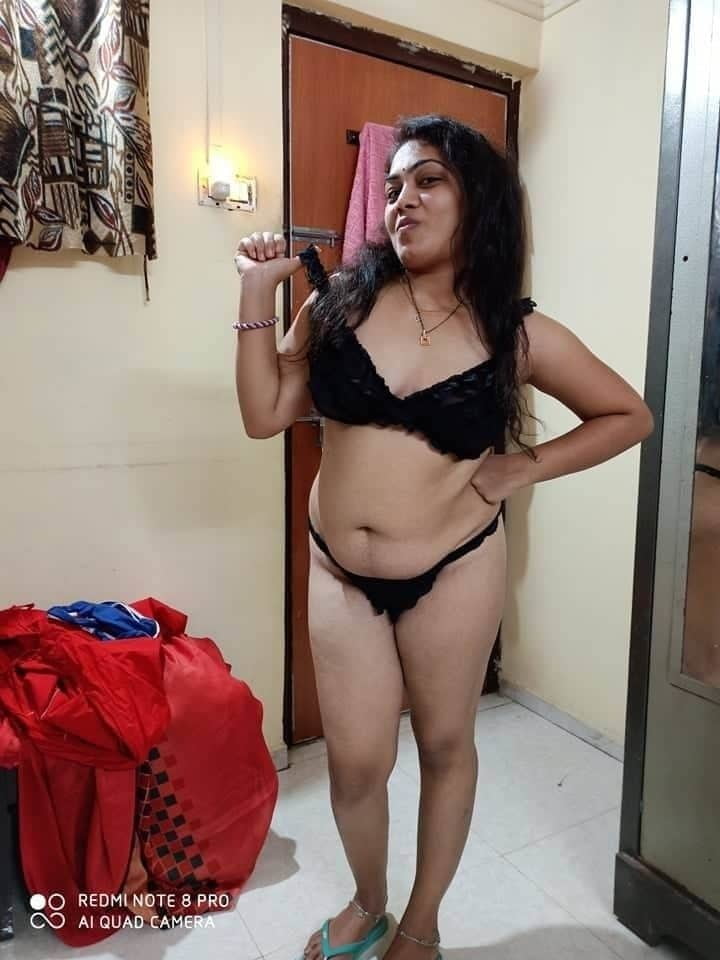 Jayamaalinii aunty
 #88658137