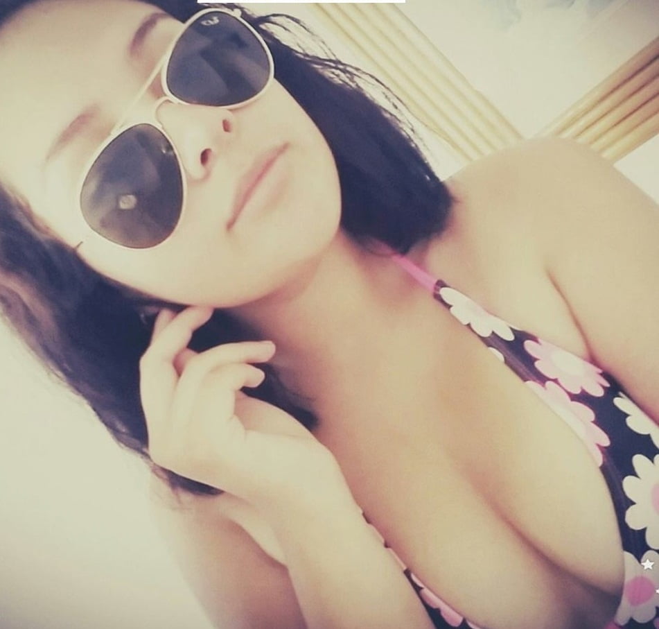 Morra tetona #100848117