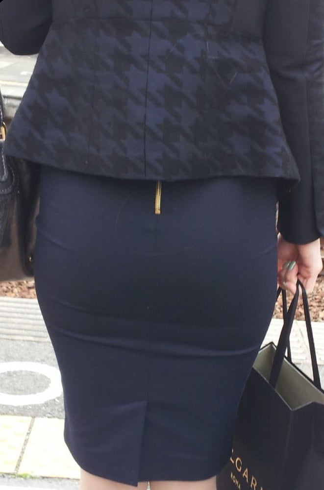 Shapely bums in skirts   More of #102515047