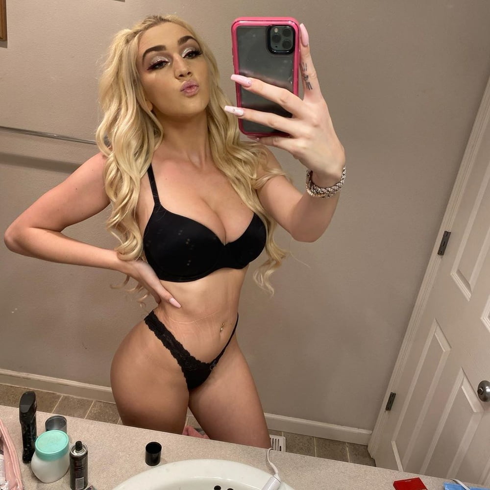 Kendra sunderland - foto instagram
 #92804970