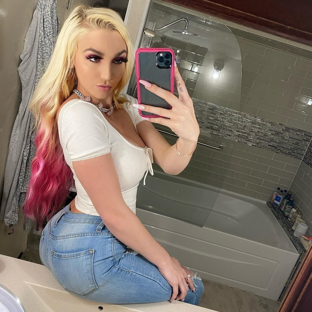 Kendra Sunderland - Instagram pics #92804997