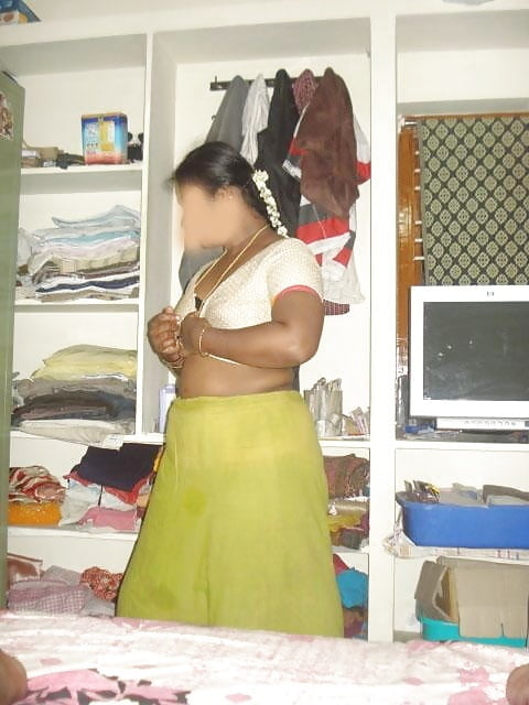 Tamil Aunty Nude Night Shoot #83325084