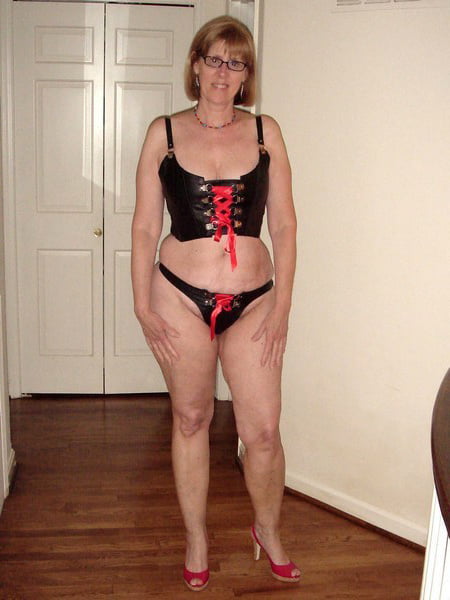 Brillenschlangen machen geil (5)
 #89933169