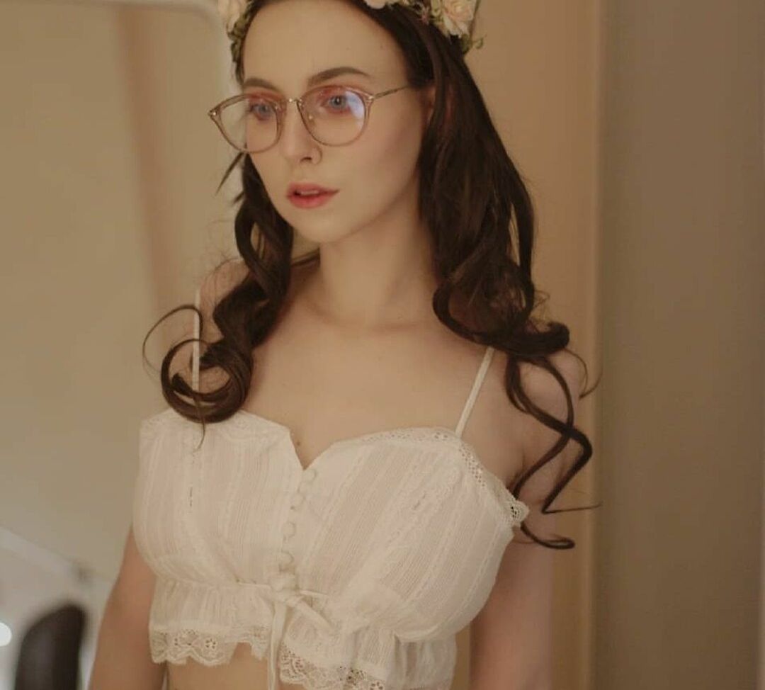 Sophia Volzhenskaia desnuda #109830519