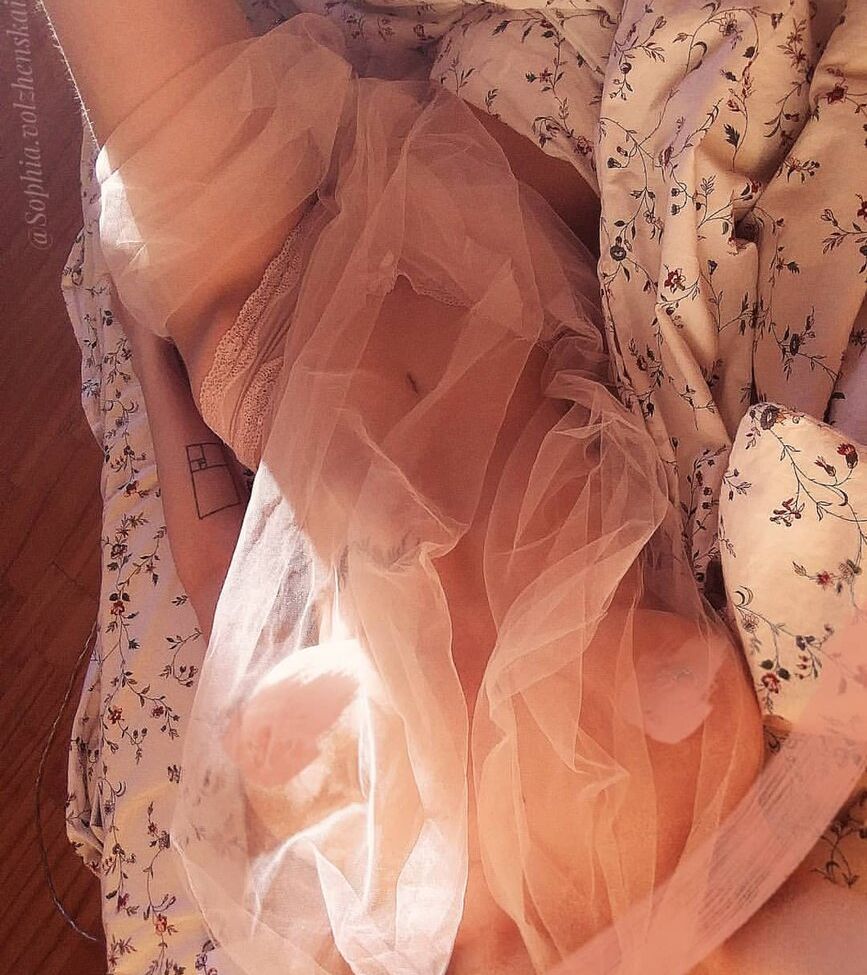 Sophia Volzhenskaia desnuda #109830543