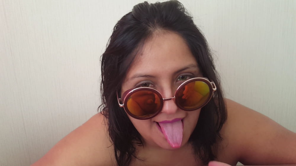 BBW SUPER TONGUE #106861115