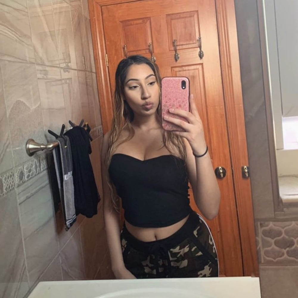 Was würdest du mit dieser dicken kurvigen Asiatin machen? Kommentare hinterlassen
 #98041538