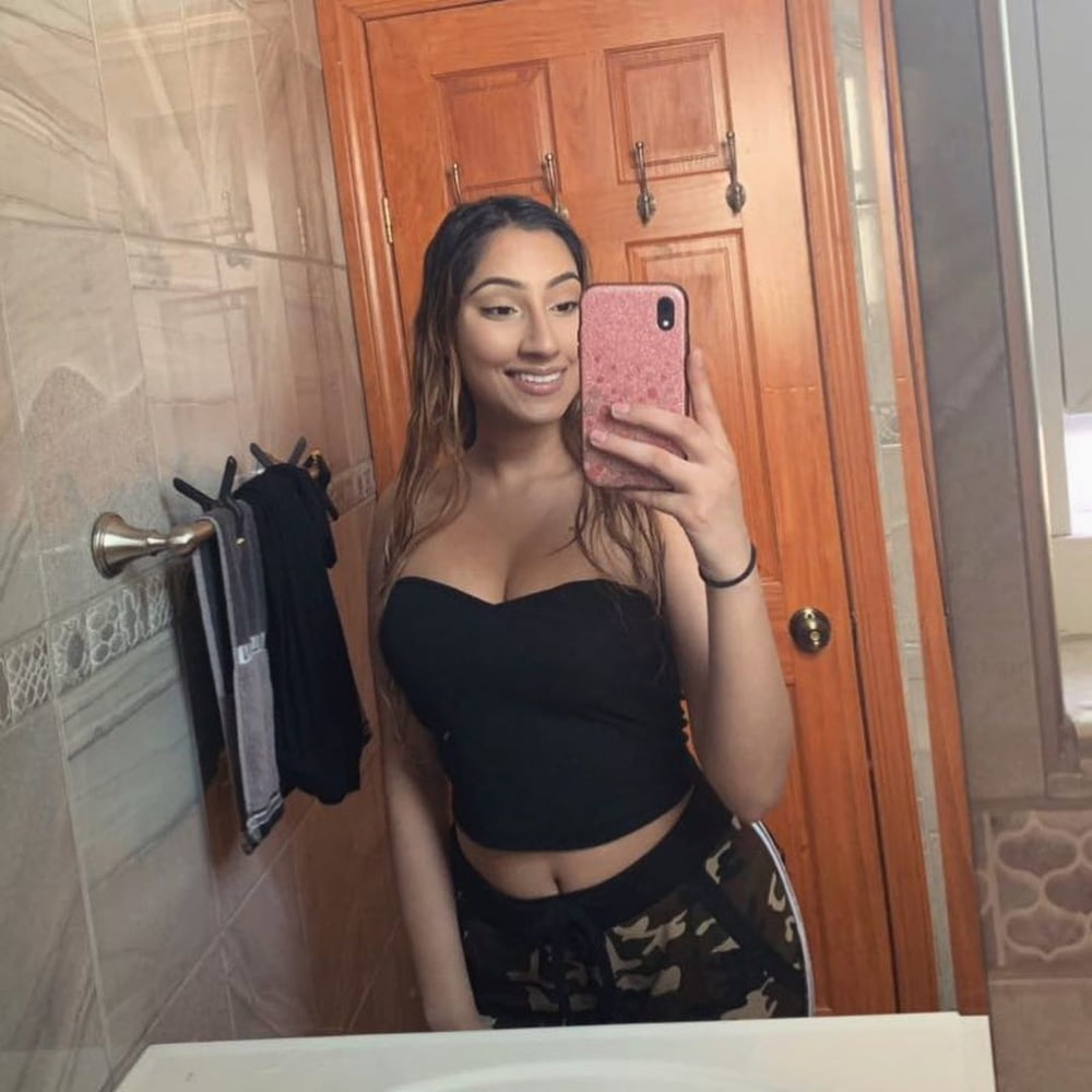 Was würdest du mit dieser dicken kurvigen Asiatin machen? Kommentare hinterlassen
 #98041541