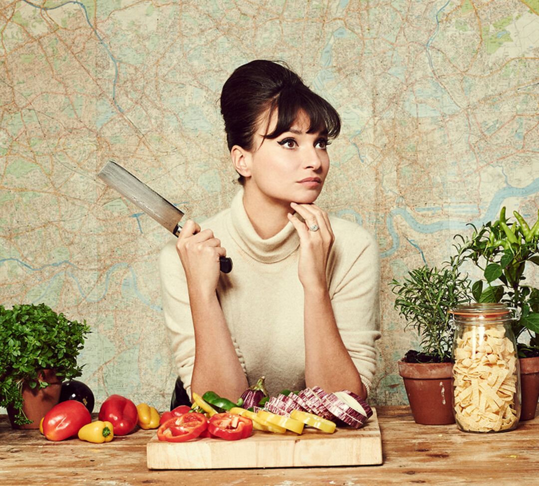 Gizzi Erskine desnuda #108183380