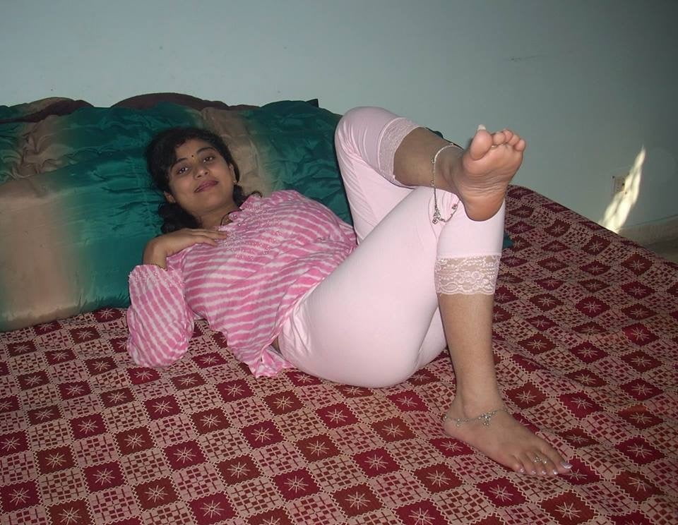 Sexy indische Füße
 #87722539