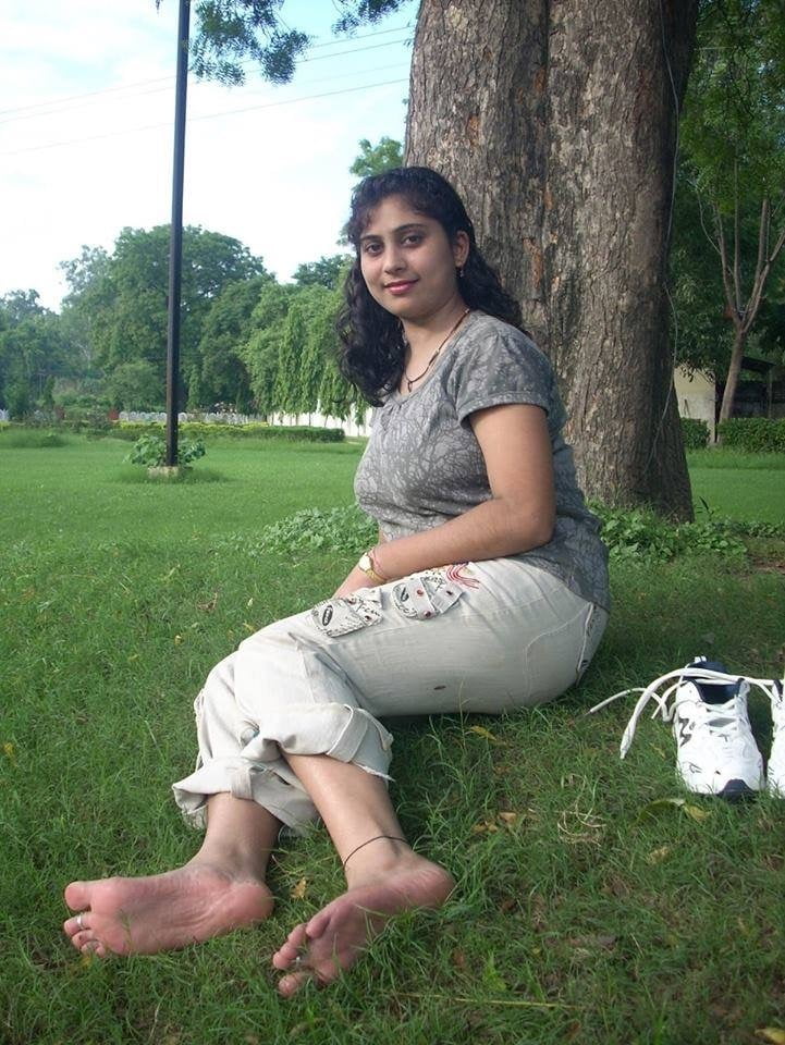 Sexy indische Füße
 #87722565