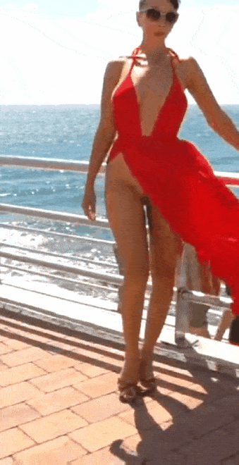 Mesmerizing upskirts 3 (gifs)
 #87510809
