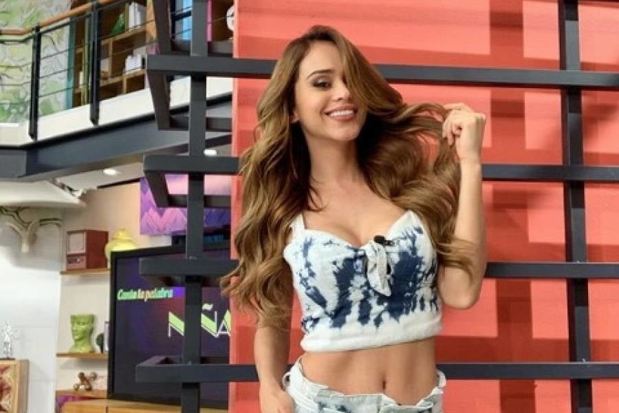 YANET GARCIA AND HER ASS BEAUTIFUL MEXICAN WEATHER GIRL #89132311
