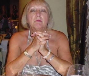 Cumslutann100 for exposure and repost #89333162