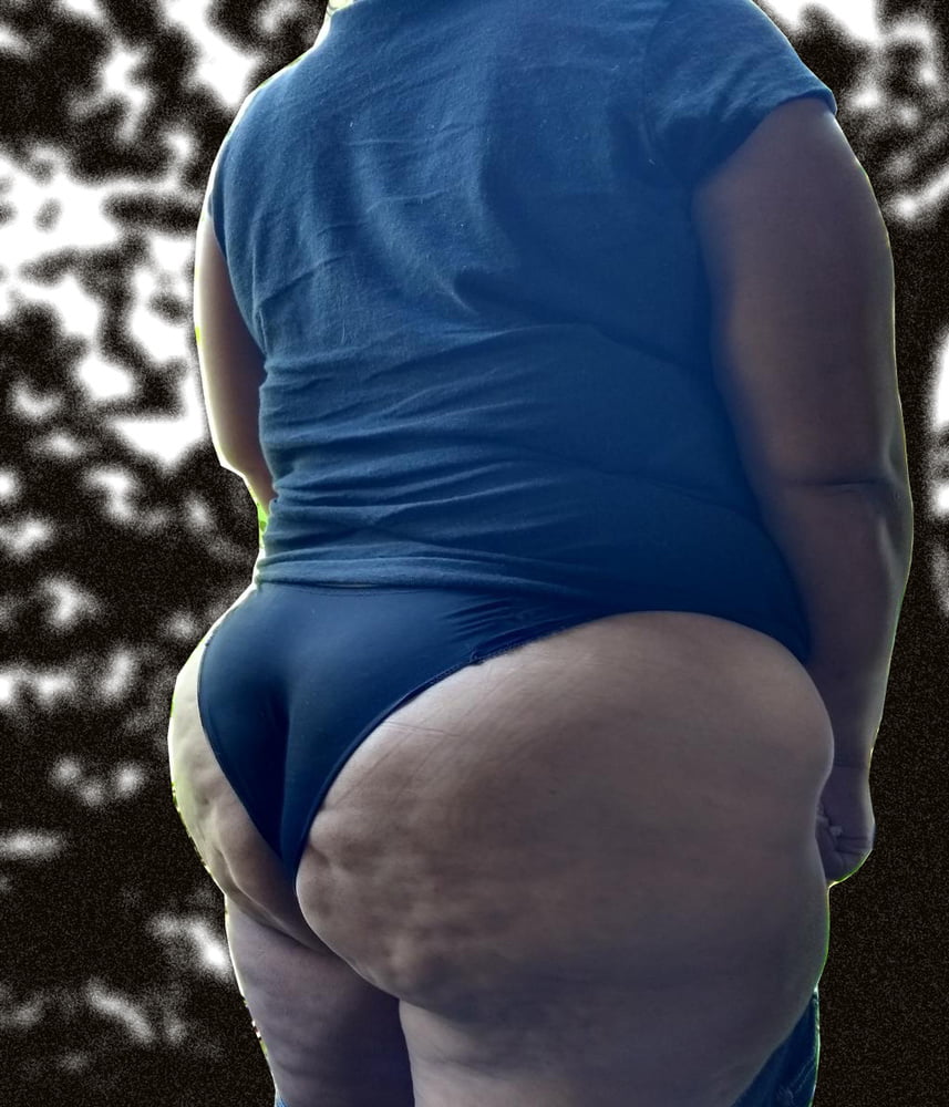 Mas de mi nalgona en calzones
 #104765124