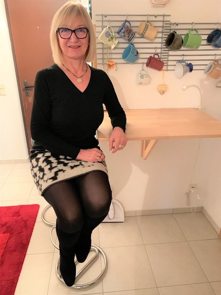 Vergwaltigungs Matratze in Stiefeln #97652441
