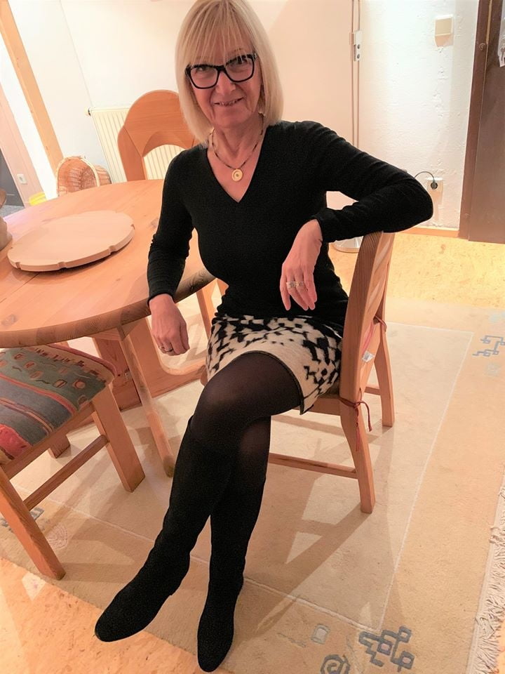 Vergwaltigungs Matratze in Stiefeln #97652477