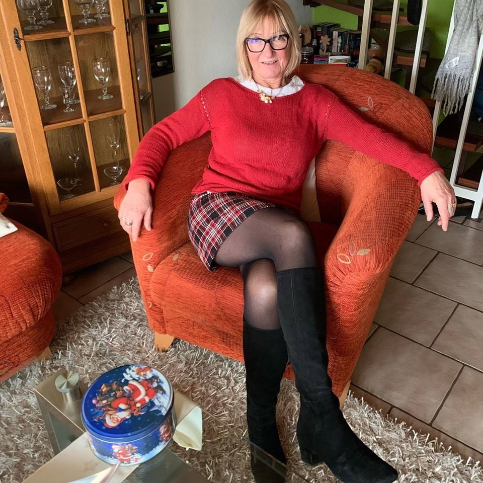 Vergwaltigungs Matratze in Stiefeln #97652616