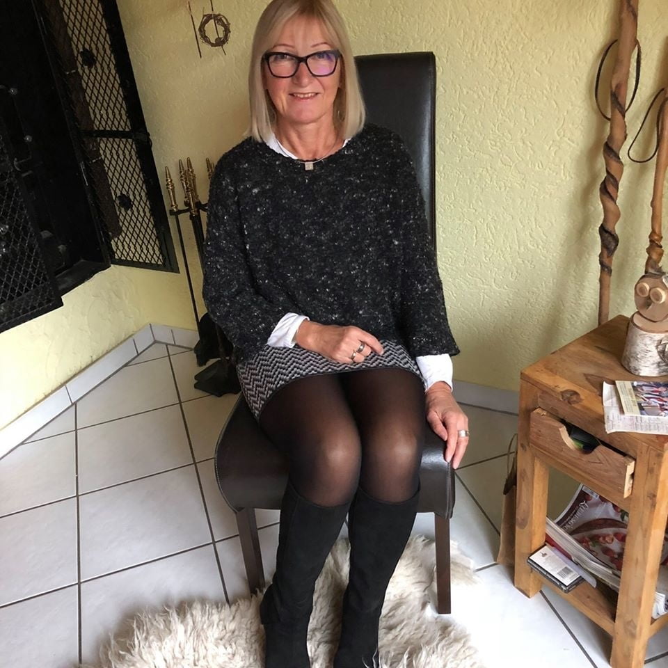 Vergwaltigungs Matratze in Stiefeln #97652635