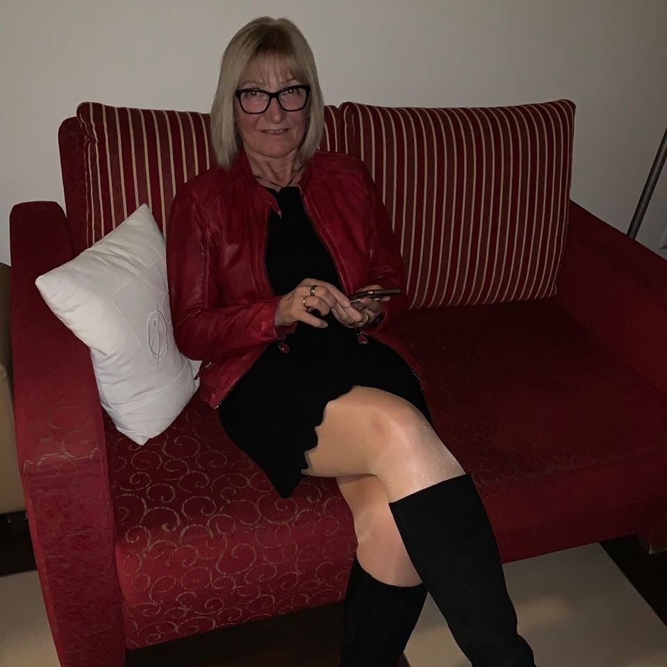 Vergwaltigungs Matratze in Stiefeln #97652659