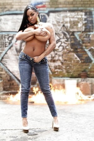 HAND MADE BRAs #102985460