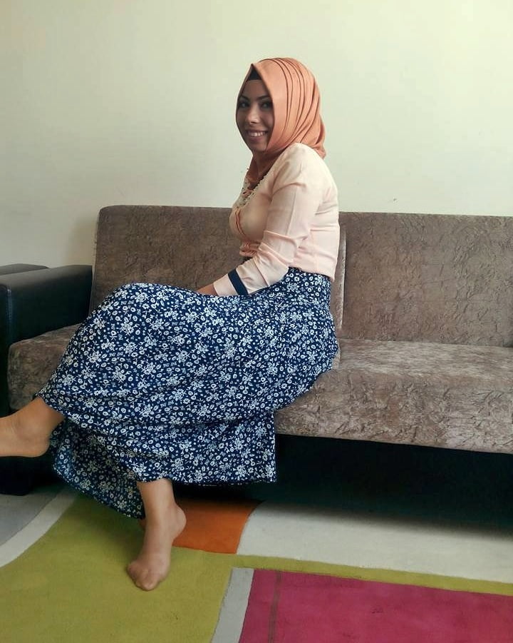 Turbanli Seksi Bacak coraplar turban hijab dolgun dul evli #102489433