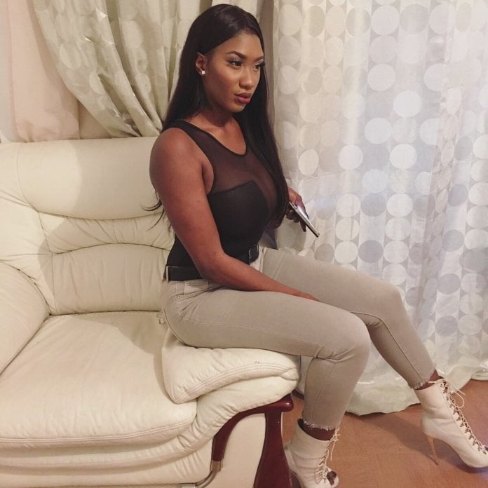 Aya nakamura slut la grosse pute
 #105113918