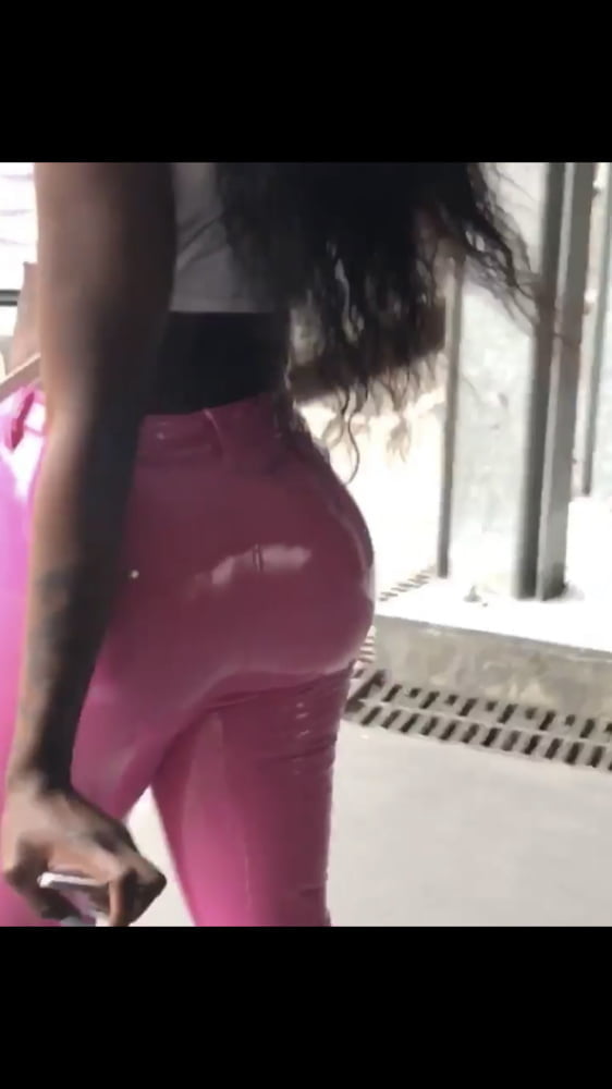 Aya nakamura slut la grosse pute
 #105113922