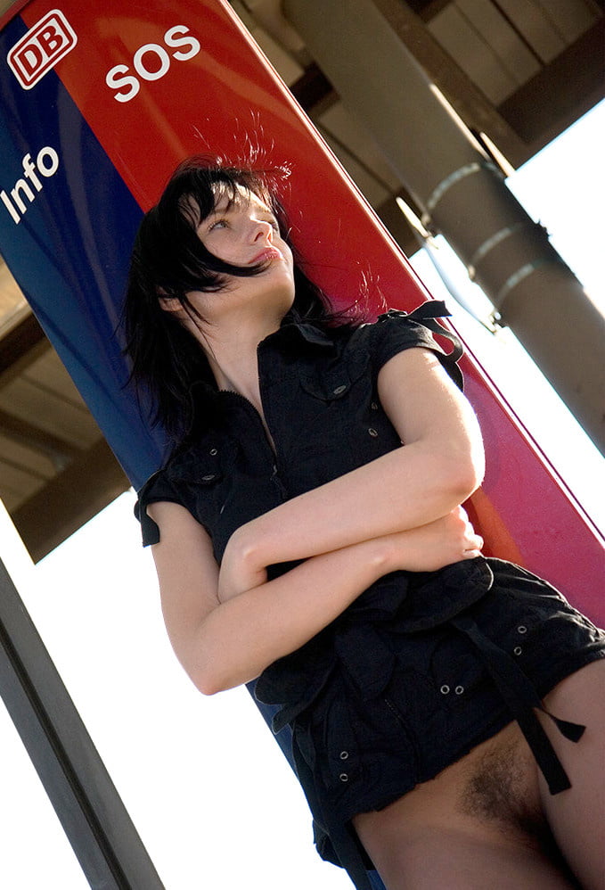 Sexy ferrocarril
 #81248994