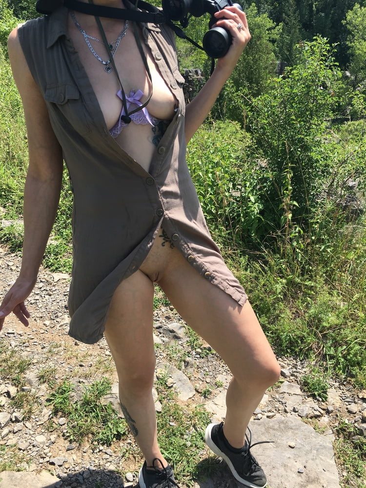 Sexislut nuestra para una caminata
 #90186848