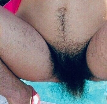 毛むくじゃらのお尻と宝の持ち腐れ
 #105160475