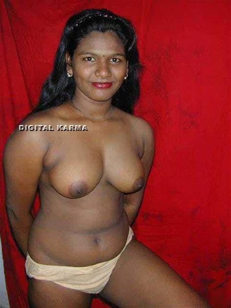Indische heiße Sexfotos
 #95972131