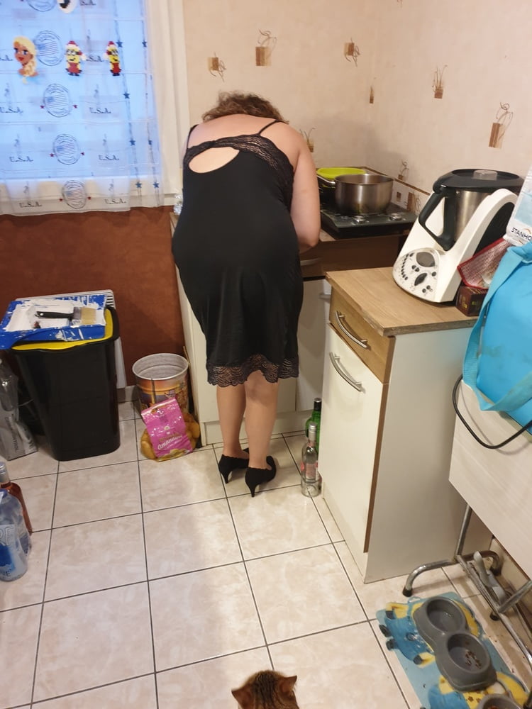 Ma pute de femme #96668381