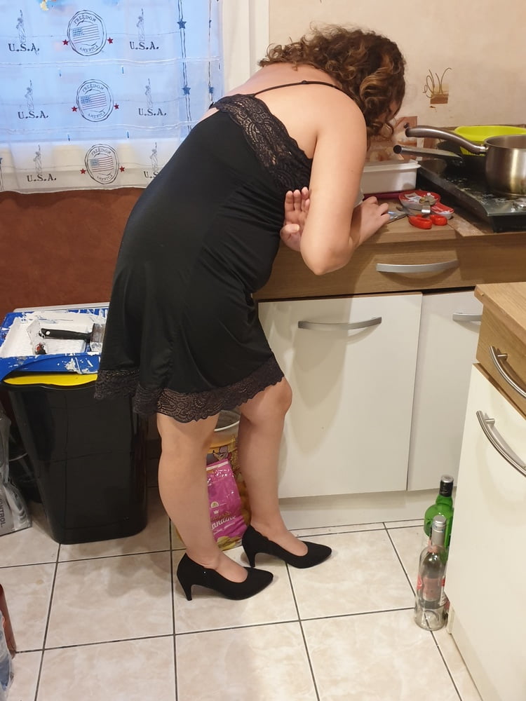 Ma pute de femme #96668398