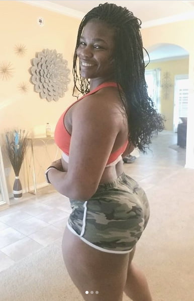 Chocolate booty Queens #103206940