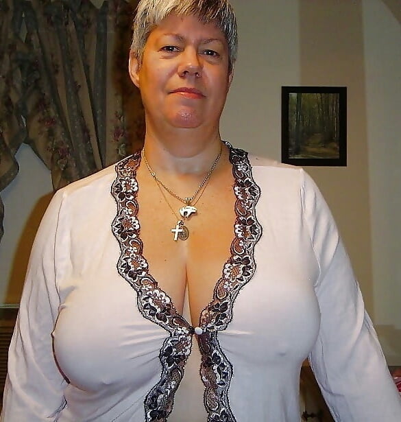 Mature ladies braless cleavage pokies 108 #106370243