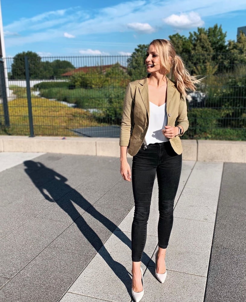 Katharina Kleinfeldt #105300198