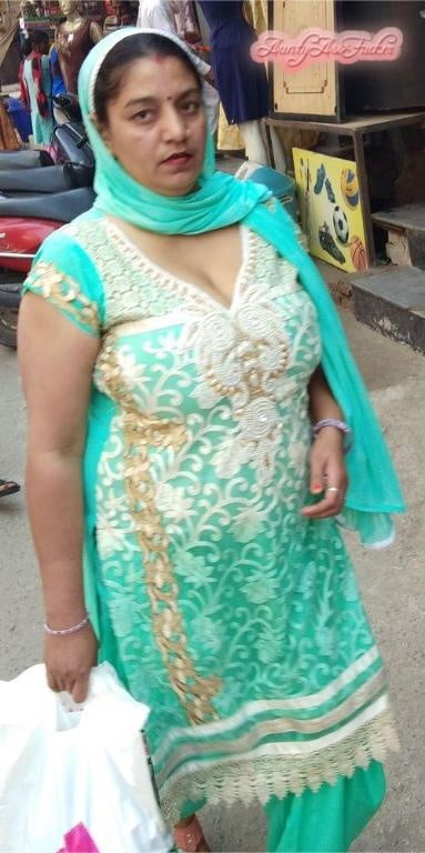 Real life bhabhi aunty caught #103107001