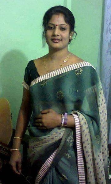 Real life bhabhi aunty caught #103107040