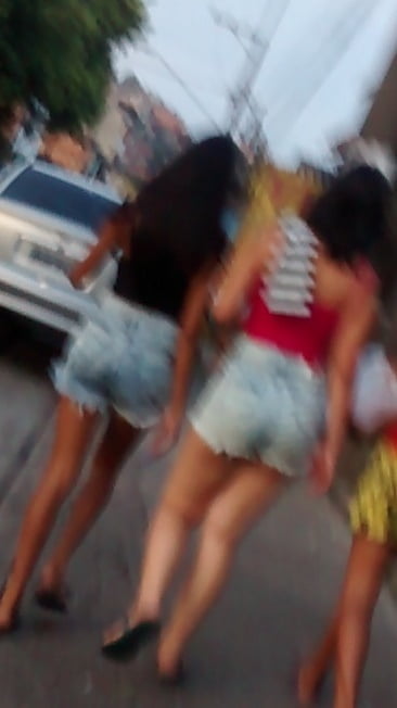 Novinhas danadinhas
 #90307966