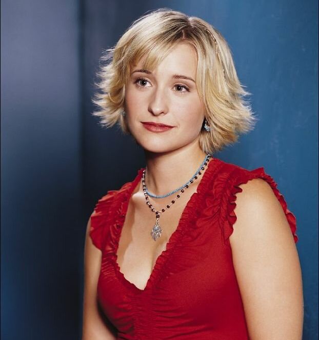 Allison Mack nue #109699984