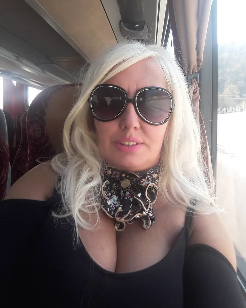 Gorgeous And Busty Mature Ladies 34 3747935